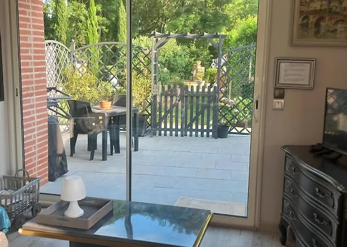 Albi à Proximité, Les Oliviers Rosieres (Tarn)